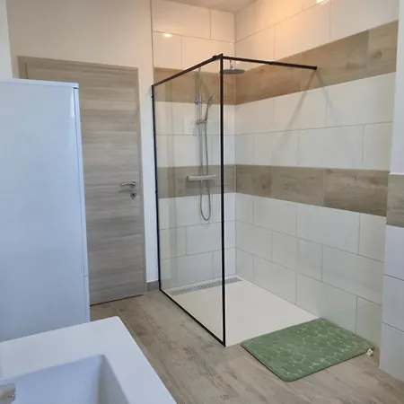 Appartement Travel & Bike An Der Donau - Mit Wlan & Bike Garage Ybbs an der Donau