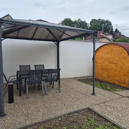 Travel & Bike An Der Donau - Mit Wlan & Bike Garage Appartement *