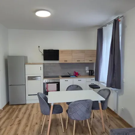 Travel & Bike An Der Donau - Mit Bike Garage, Wifi & Self-check-in